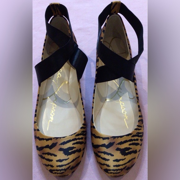 NWT  Jessica Simpson Ankle wrap leopard ballet flats size 7 - Picture 1 of 6